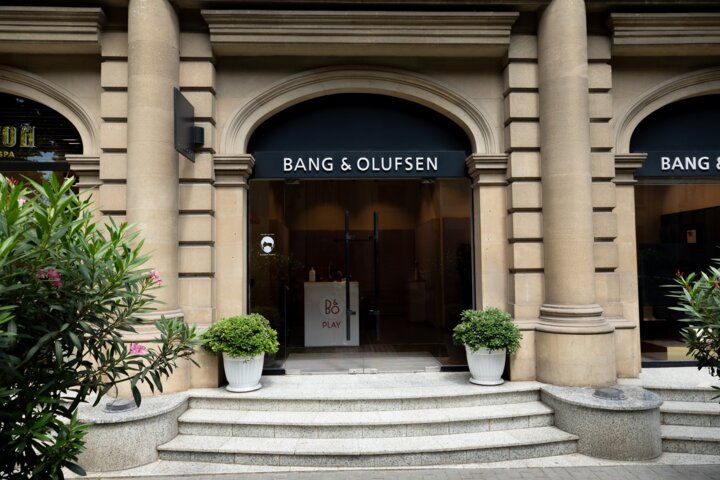 Bang & Olufsen