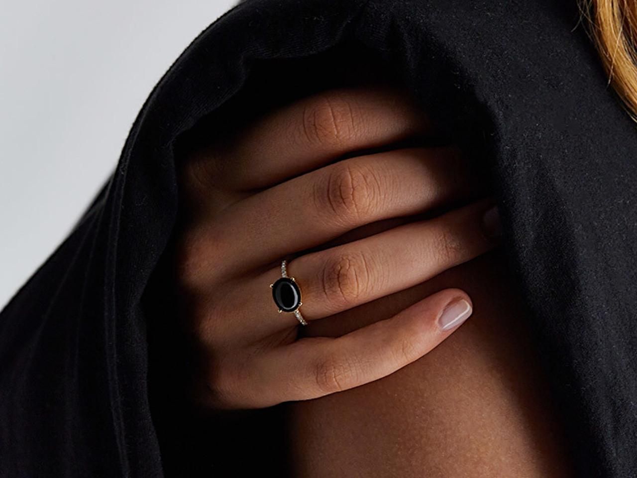 Dancing in the Rain Mystery Black