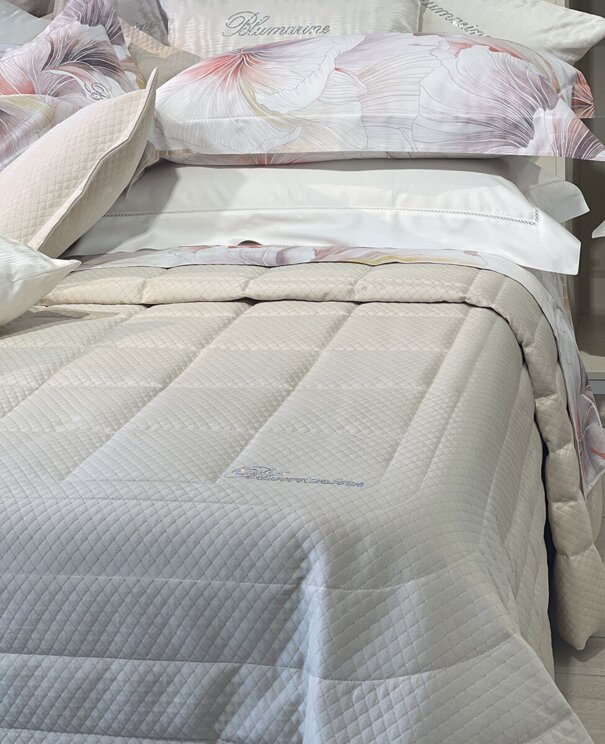 Blumarine 10103071911 Yataq örtüyü