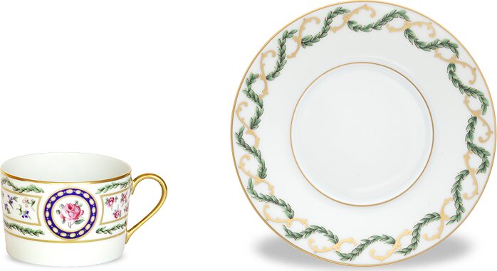 Haviland 1038-2234 Çay fincanı və nəlbəki